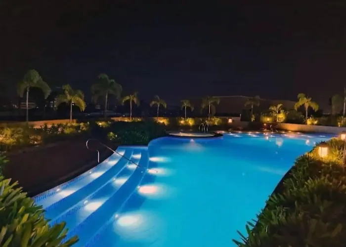 Fabulous View Circulo Verde, Qc Apartment