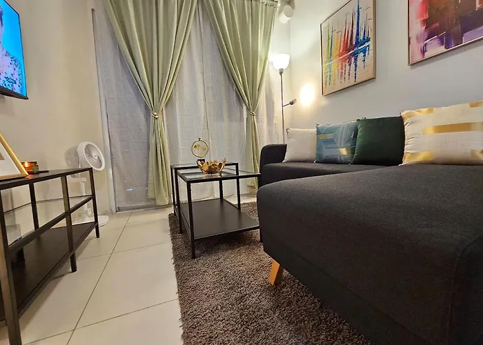 Fabulous View Circulo Verde, Qc Apartment