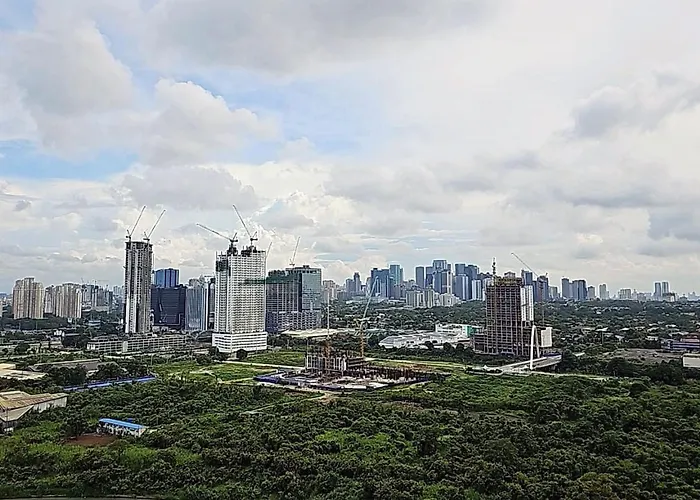 Fabulous View Circulo Verde, Qc Manila