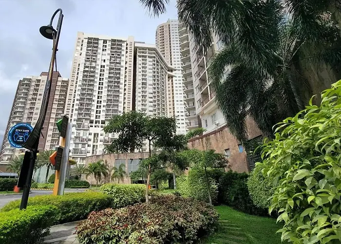 Fabulous View Circulo Verde, Qc * Manila